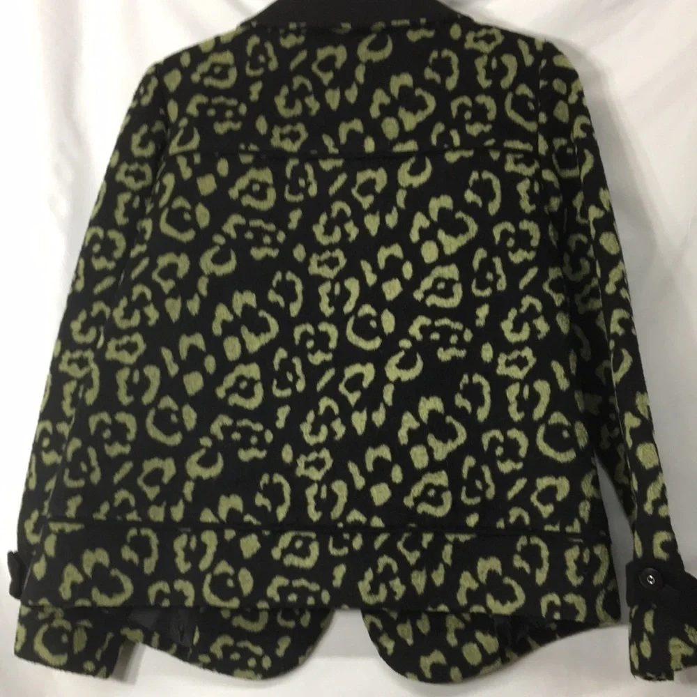 Abbie Mags Women’s Black and Green Cheetah Print Coat Size S Like-NEW - Picture 7 of 7